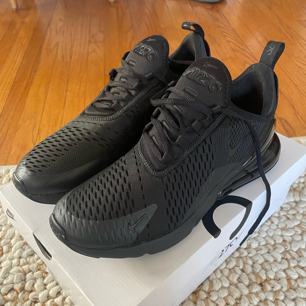 Nike Air Max 270 - Size 10.5
